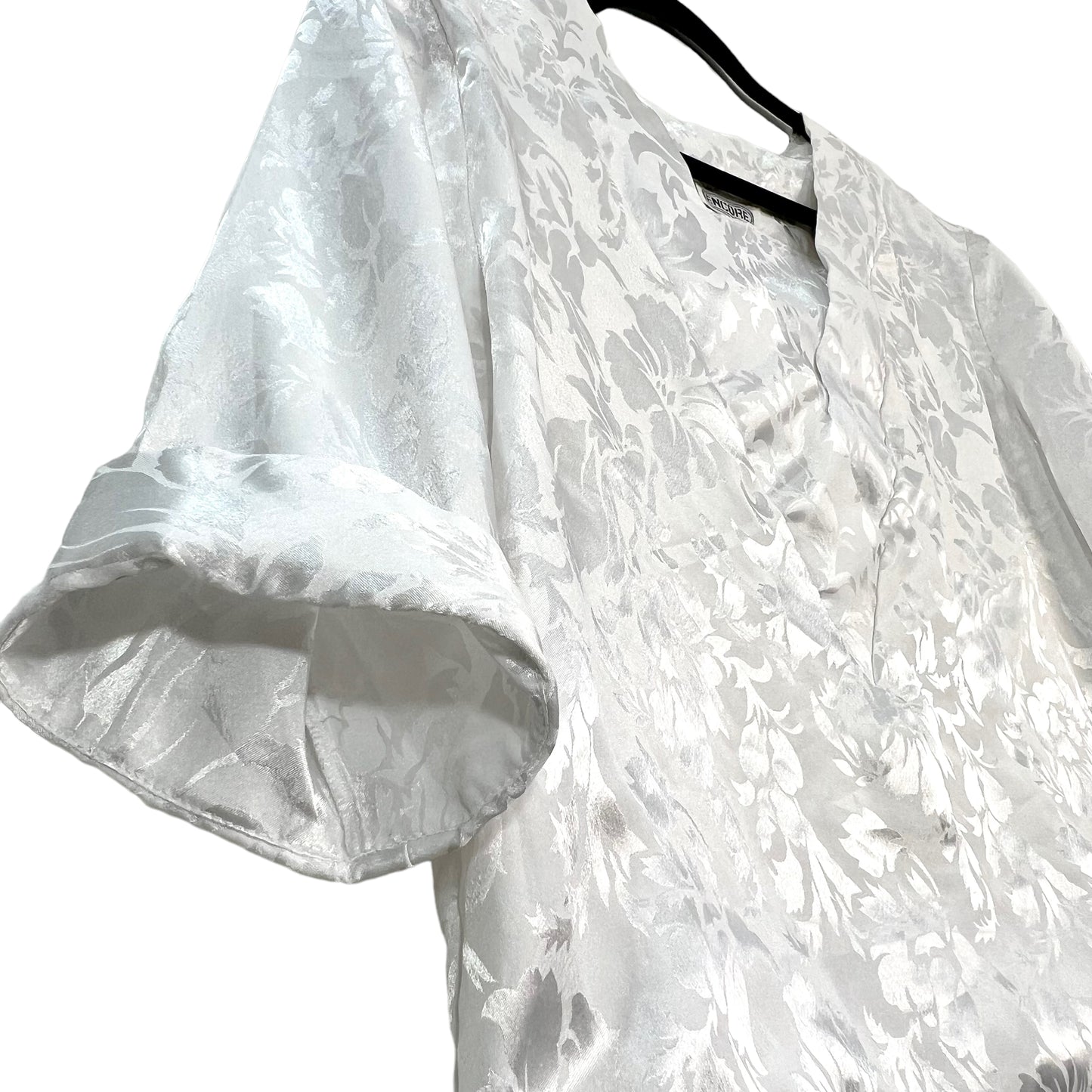 Robe mi-longue vintage plissée en accordéon à fleurs blanches Encore